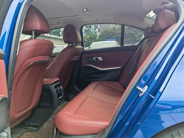 BMW 3 Series — Фото автомобиля 7