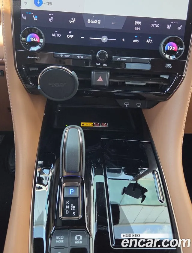 Toyota Alphard Generation 4 — Фото автомобиля 9