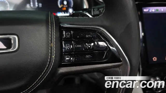 Jeep Cherokee Grand Cherokee(WL) 3.6 Overland — Фото автомобиля 18