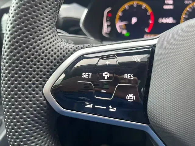 Volkswagen Passat — Фото автомобиля 21