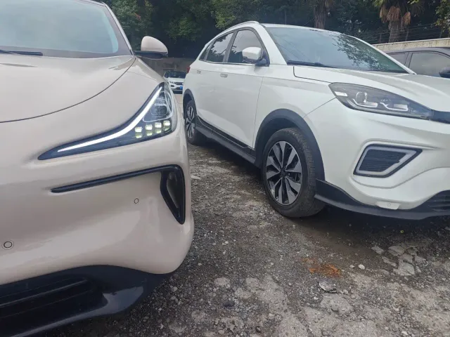 IM Motors LS6 — Фото автомобиля 15