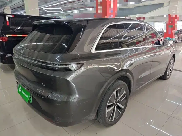 Li Auto L6 — Фото автомобиля 6