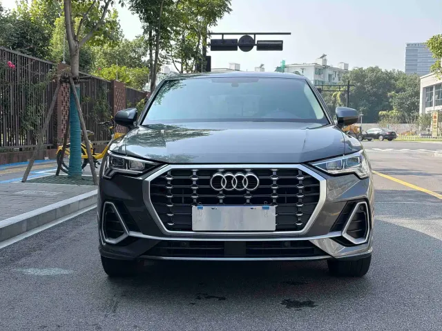 Audi Q3 — Фото автомобиля 2