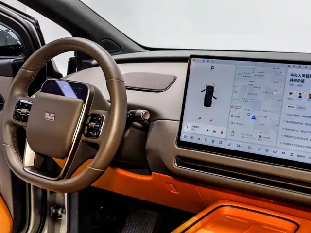 Li Auto i8 — Фото автомобиля 27