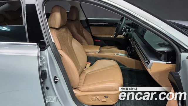 Hyundai Grandeur GN7 — Фото автомобиля 16