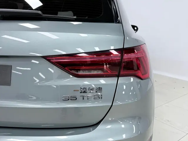 Audi Q3 — Фото автомобиля 9