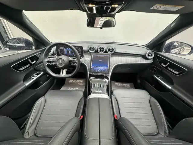 Mercedes-Benz C-Class — Фото автомобиля 6