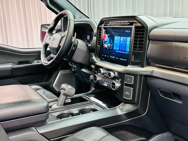 Ford F-150 Raptor — Фото автомобиля 26