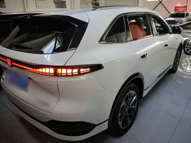 Changan CS75 Plus — Фото автомобиля 6