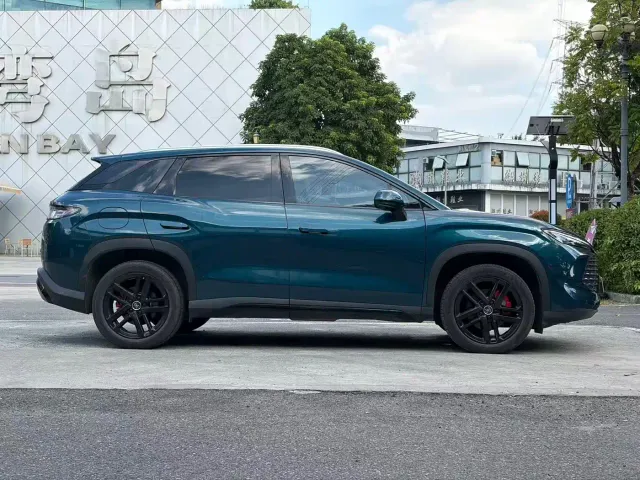 BYD Song L DM-i — Фото автомобиля 4