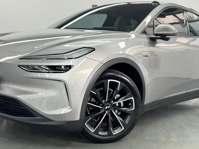 Onvo L60 — Фото автомобиля 2