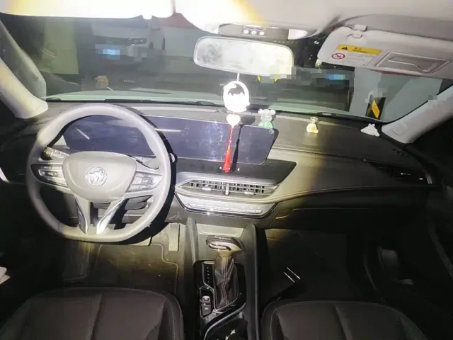 Buick Verano — Фото автомобиля 12