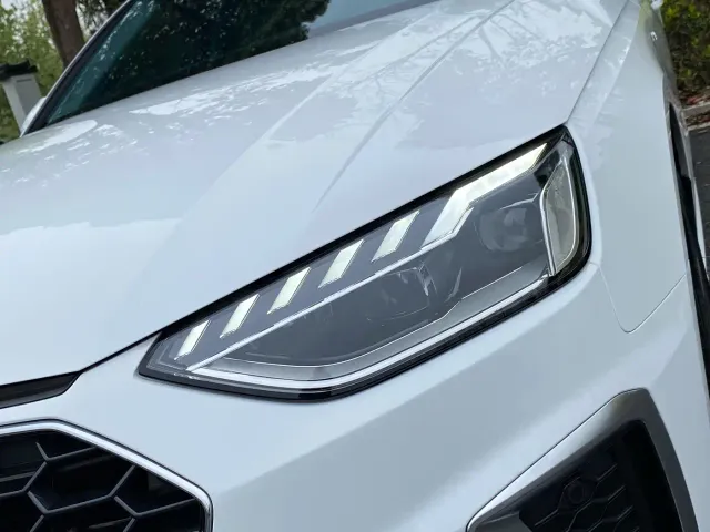 Audi A4L — Фото автомобиля 10