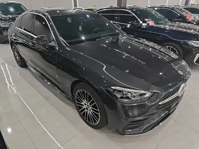 Mercedes-Benz C-Class — Фото автомобиля 3