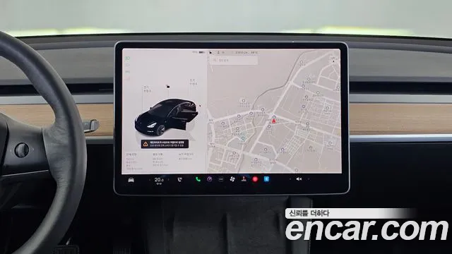 Tesla Model 3 — Фото автомобиля 21