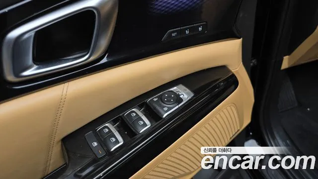 Kia Canival Carnival 4 поколение Бензин 7 мест Signature — Фото автомобиля 15