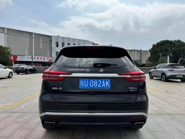 Hongqi HS5 — Фото автомобиля 5