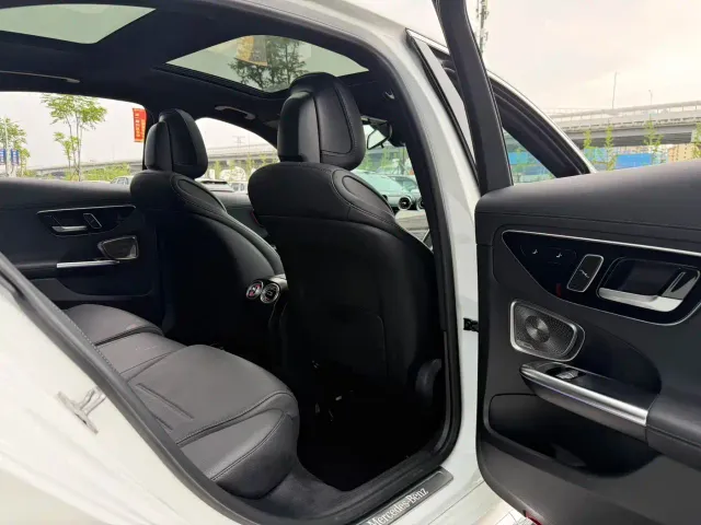 Mercedes-Benz C-Class — Фото автомобиля 14