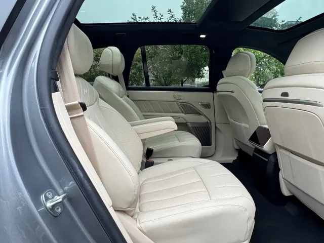 Onvo L90 — Фото автомобиля 16