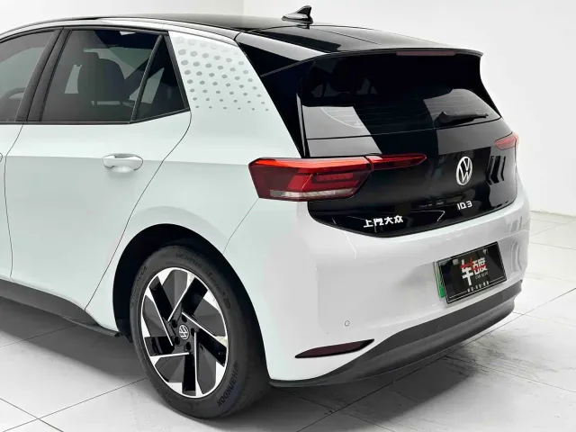 Volkswagen ID.3 — Фото автомобиля 22