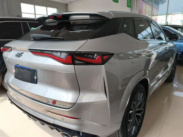 Changan Z6 — Фото автомобиля 6