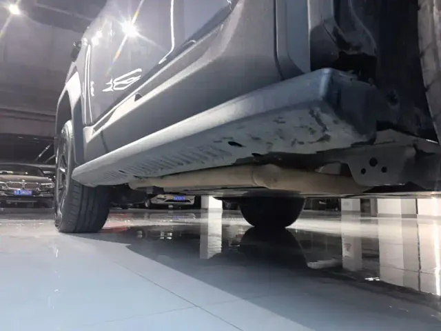 BYD FangChengBao Leopard 5 — Фото автомобиля 20