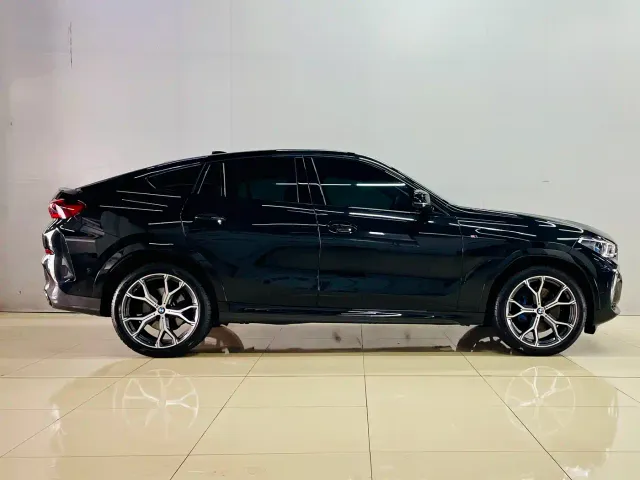 BMW X6 — Фото автомобиля 4