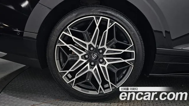 Hyundai Grandeur GN7 — Фото автомобиля 5