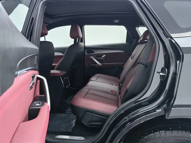 Jetour X70 Plus — Фото автомобиля 15