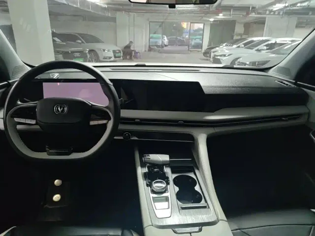 Changan CS75 Plus — Фото автомобиля 11