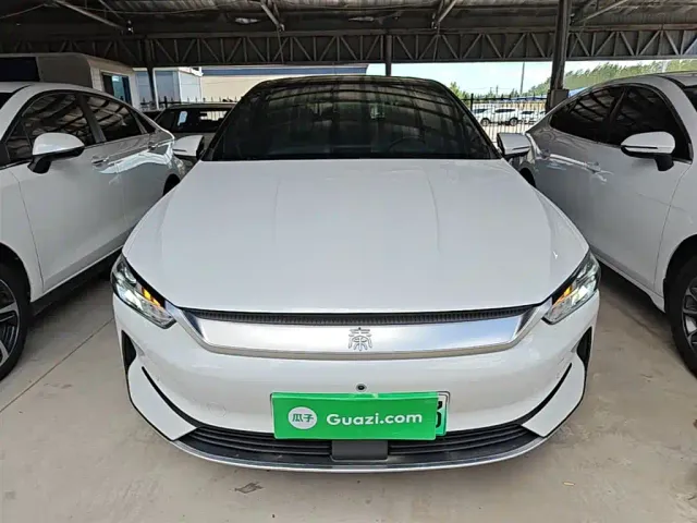 BYD Qin PLUS — Фото автомобиля 2