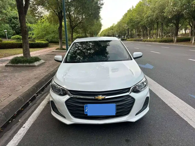 Chevrolet Cavalier — Фото автомобиля 2
