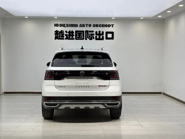 Volkswagen T-Cross — Фото автомобиля 9
