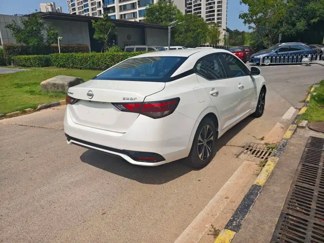 Nissan Sylphy — Фото автомобиля 7