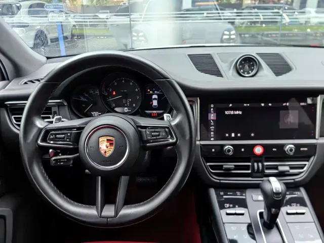 Porsche Macan — Фото автомобиля 6