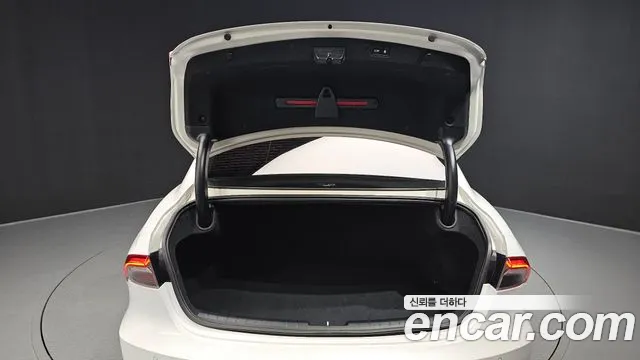 Hyundai Grandeur Новый Grandeur IG — Фото автомобиля 20