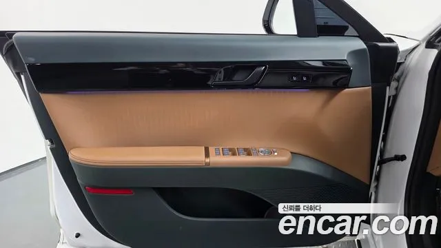 Hyundai Grandeur GN7 — Фото автомобиля 24