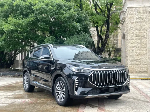 Jetour X70 Plus — Фото автомобиля 3
