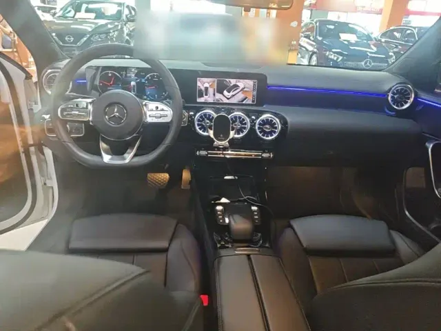 Mercedes-Benz A-Class — Фото автомобиля 9
