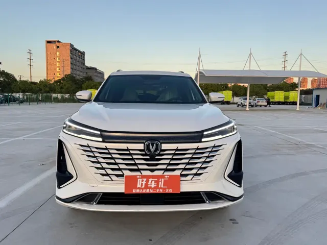 Changan CS75 Plus — Фото автомобиля 2
