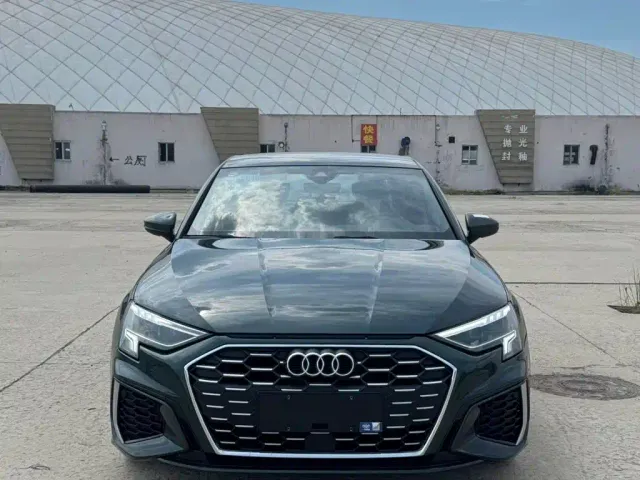 Фотография автомобиля — Audi A3
