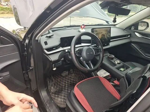 Haval H6 — Фото автомобиля 13