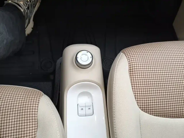 Wuling Hongguang Mini EV — Фото автомобиля 13