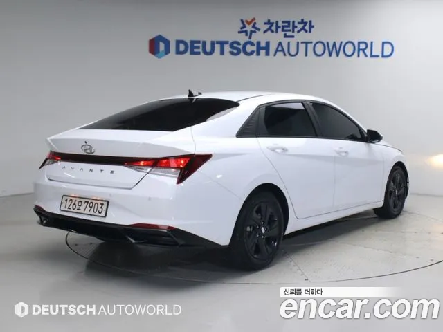Hyundai Avante CN7 — Фото автомобиля 2