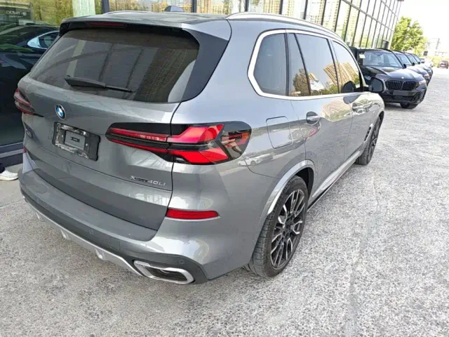 BMW X5 — Фото автомобиля 6