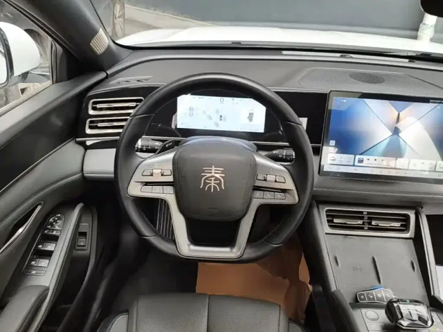 BYD Qin L — Фото автомобиля 10