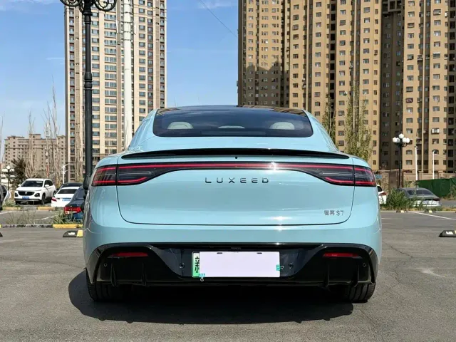 Luxeed S7 — Фото автомобиля 8