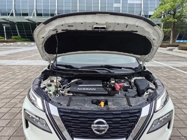 Nissan X-Trail — Фото автомобиля 12