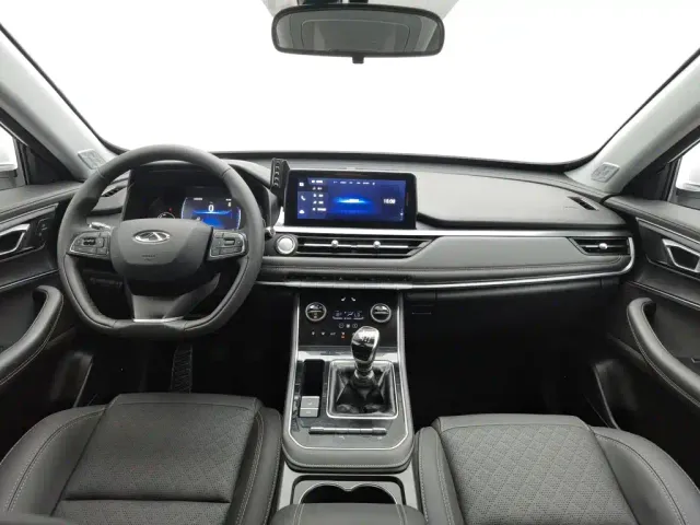 Chery Tiggo 8 — Фото автомобиля 5