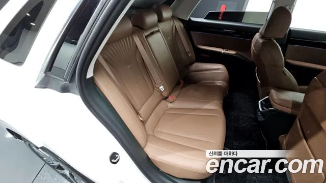 Hyundai Grandeur GN7 — Фото автомобиля 11